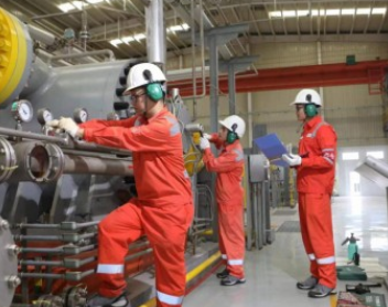 天然氣處理廠車間